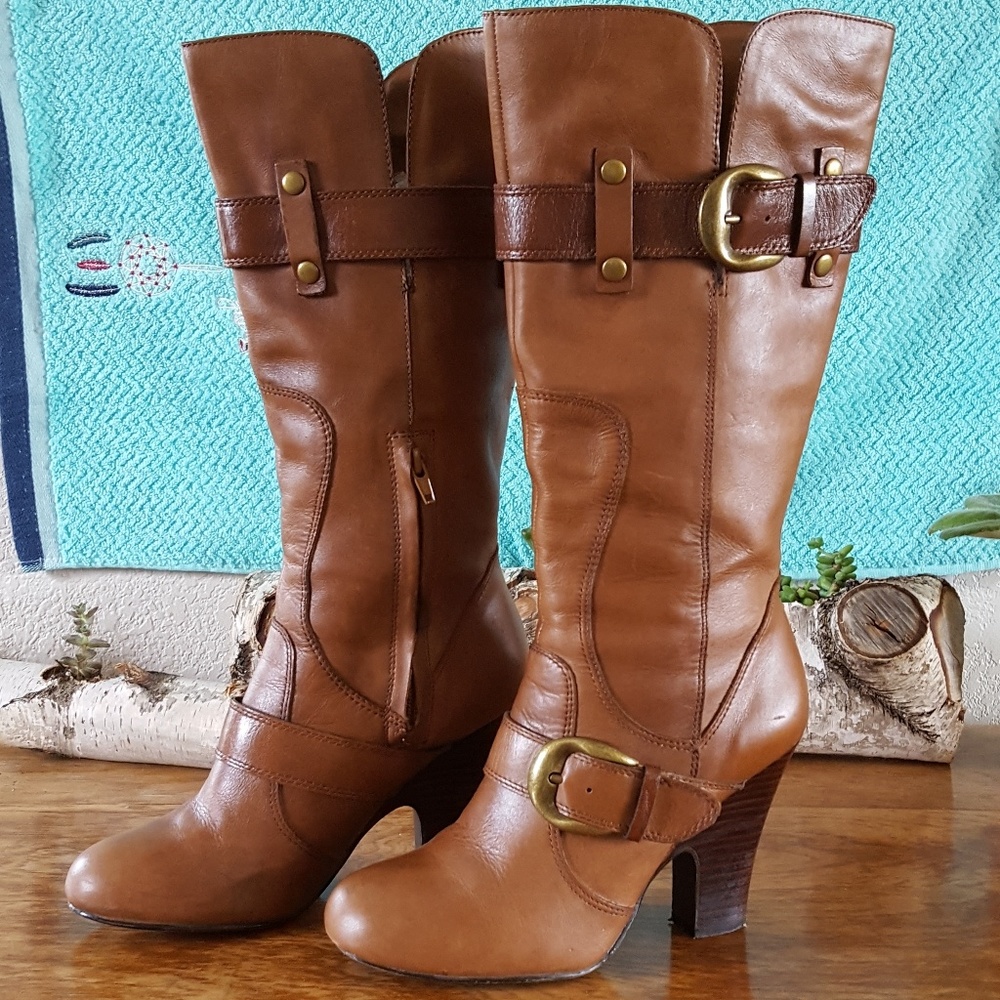 Arturo Chiang Leather buckle Boots
